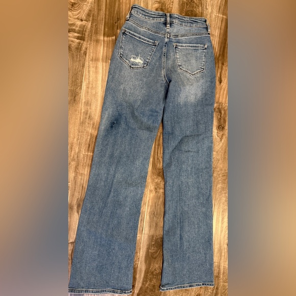 Nova Remi Ripped Stretch Baggy Jeans – Medium Wash – Size 0 (NWT) - Picture 2 of 4